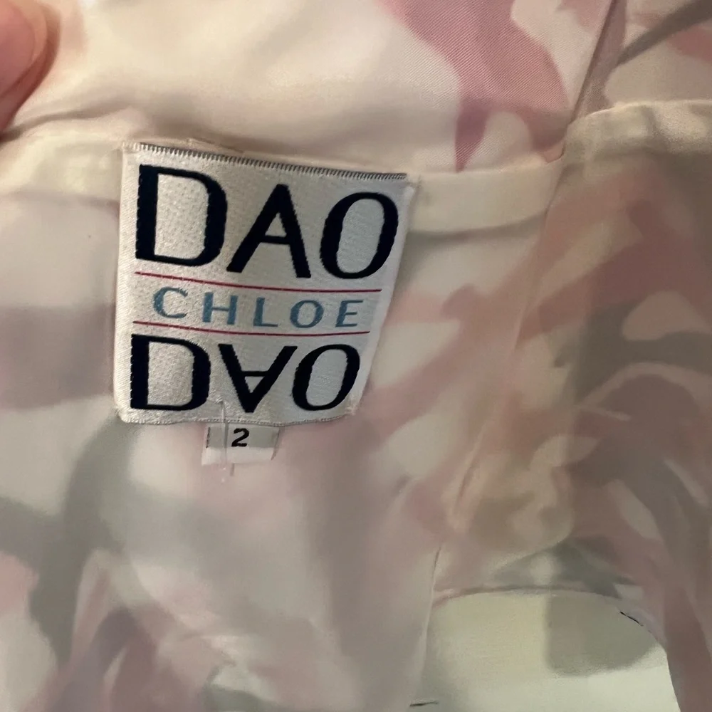 Stunning Chloe Dao (Project Runway winner) size 2 halter top, pink bird print - Picture 5 of 5